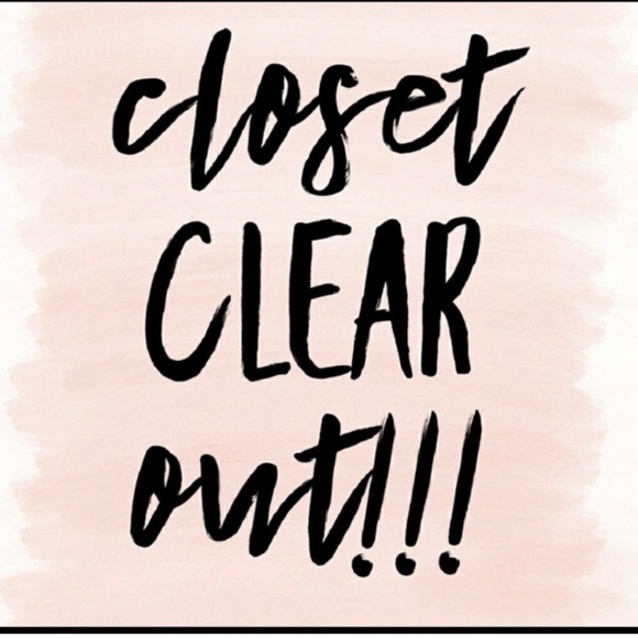 CLOSET CLEAR OUT - Picture 1 of 1